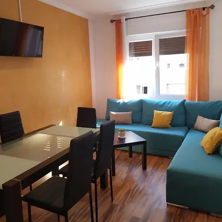 Homelunead En Centro Al Lado De La Playa Appartamento *