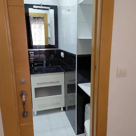 Homelunead En Centro Al Lado De La Playa * 기욘