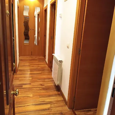 Homelunead En Centro Al Lado De La Playa 아파트 기욘